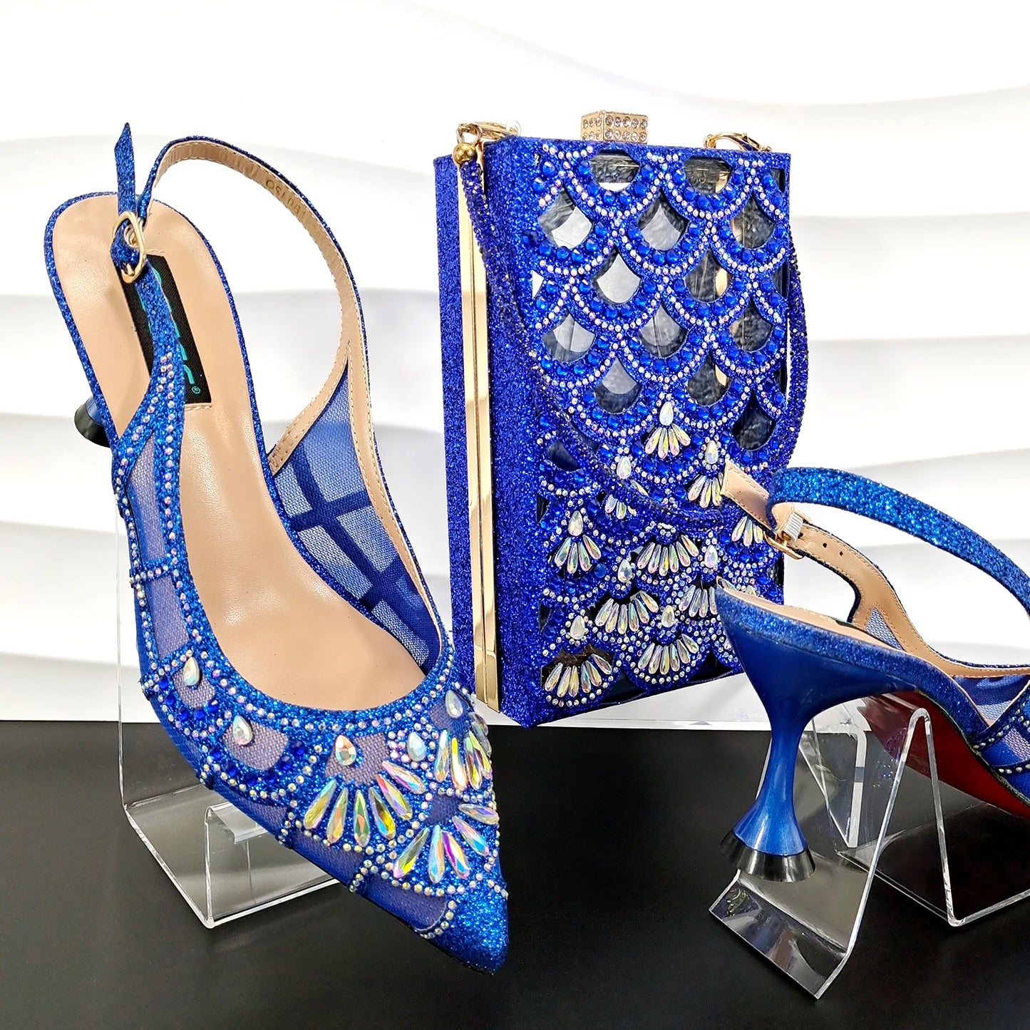 Fashion Trend Silver Glitter Fabric Pointed Toe High Heels & Matching Bag - Stylish Party Shoes for Ladies