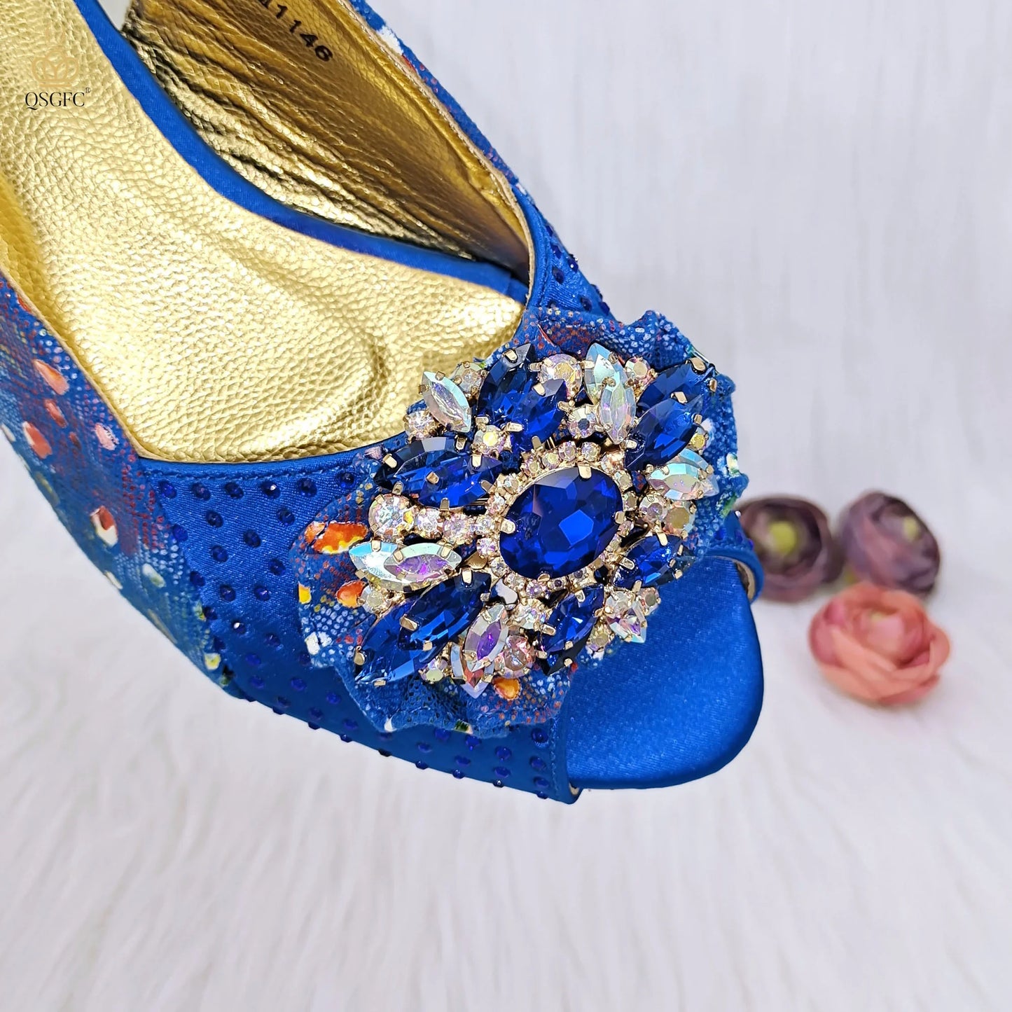 The Latest All-Match French Open-Toe Rhinestone Stiletto Low Heel Shoes & Royal Blue Women's Bag Set