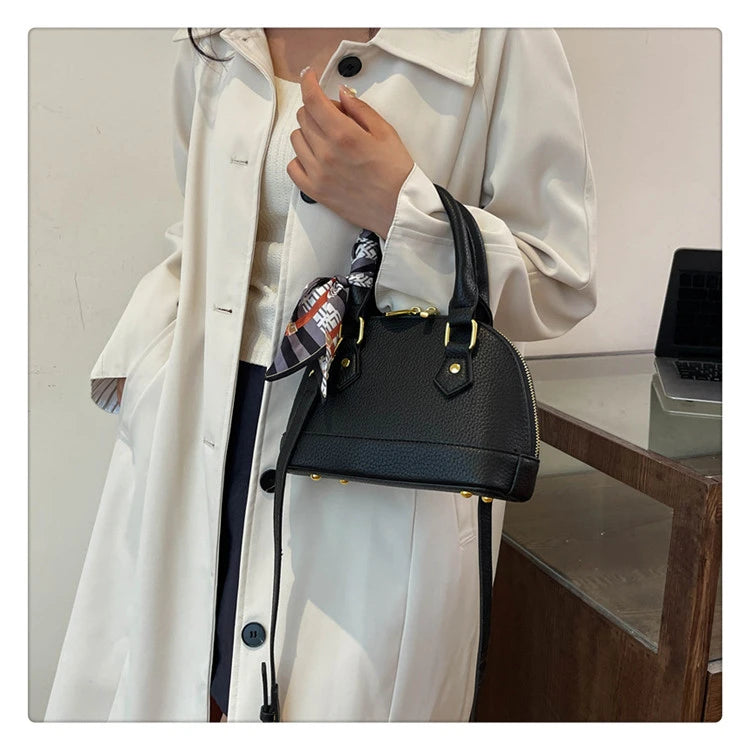 2025 High-End Handbag for Women - New Niche Versatile Hand-Held Shell Bag for Commuting with Fashionable Temperament