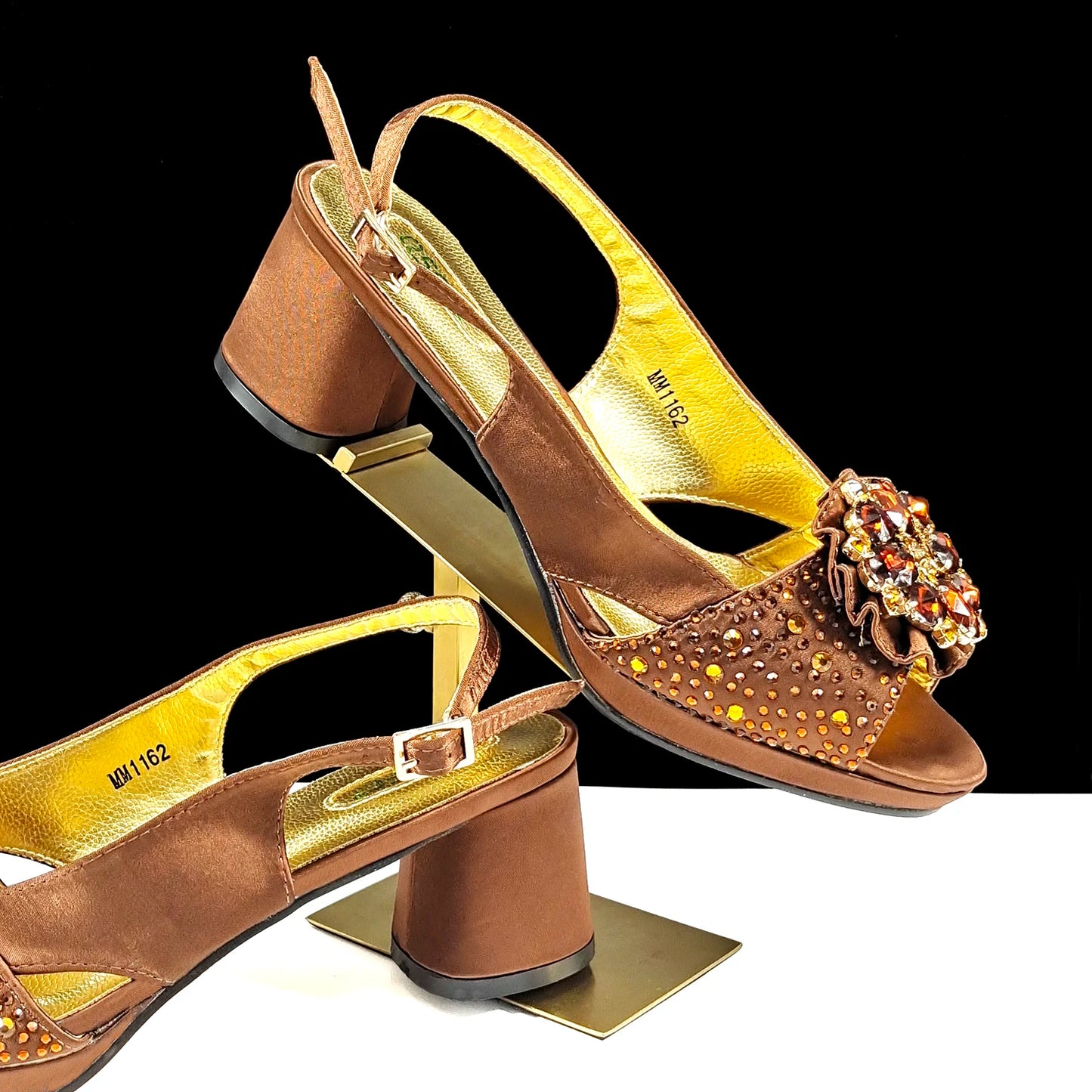 2025 Newest Style Gold Elegant Women's High Heels & Bag Set - Popular Designer Ladies' Footwear Ensemble