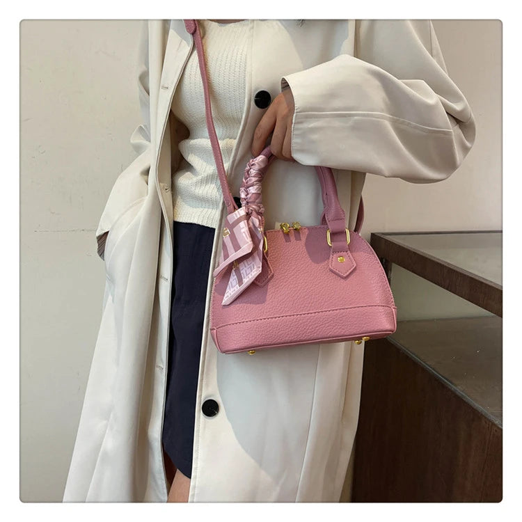 2025 High-End Handbag for Women - New Niche Versatile Hand-Held Shell Bag for Commuting with Fashionable Temperament