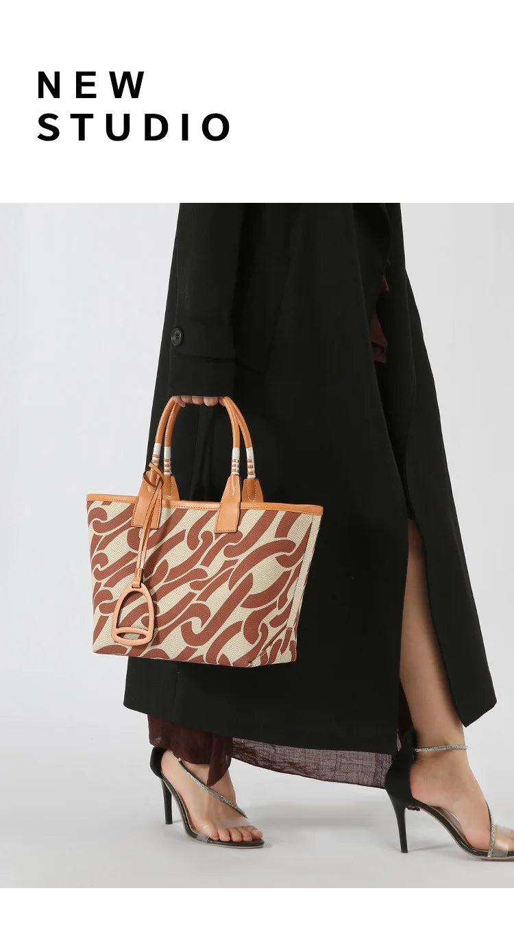 2025 Trendy High-Quality Tote Bag for Women: Geometric Printed Satchel